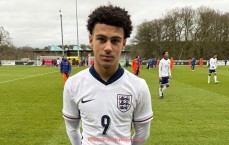 乐鱼体育入口-世俱杯比赛中球员技术性失误的标准定义与评估标准